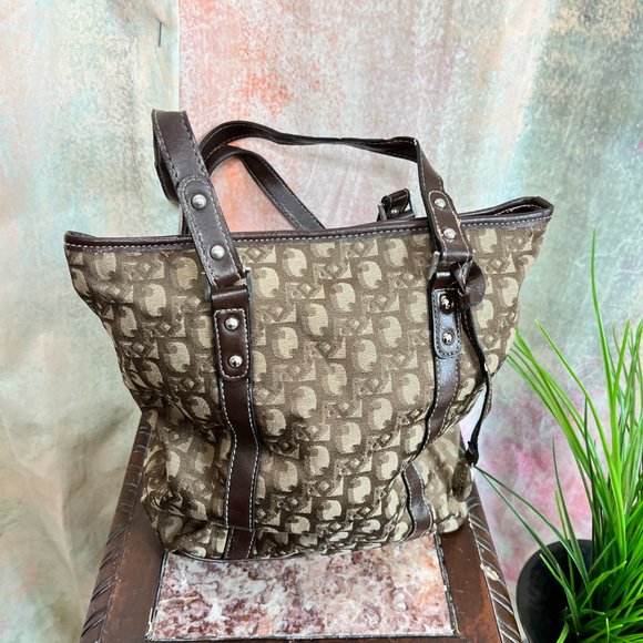 📌Rosetti New York Fabric Shoulder Bag with Two Shoulder Straps - Picture 1 of 16